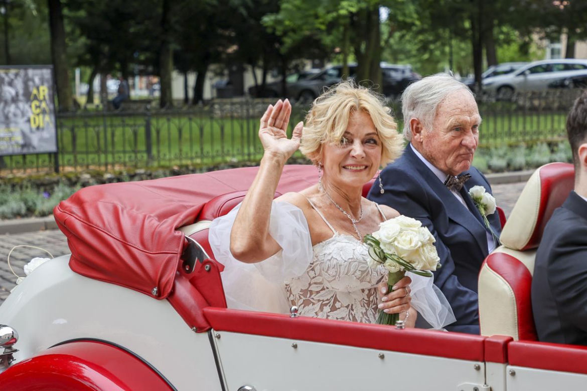 Huczny ślub Iwony Mazurkiewicz i Gerarda Makosza 