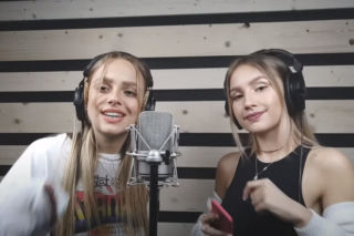Siostry Szlachta - kim jest Julka i Wiktoria? Bliźniaczki, wiek, wzrost, Instagram, Szansa na Sukces