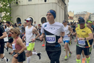 Kraków sparaliżowany w trakcie Cracovia Maraton? Sprawdź, jak ominąć gigantyczne korki