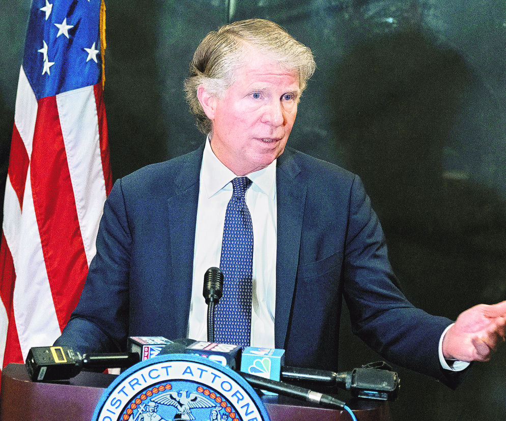 Kręcą bicz na Trumpa