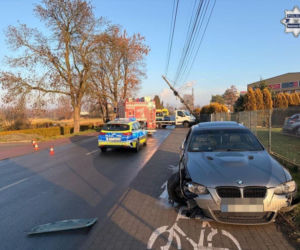 Seniorka straciła życie na chodniku. Wszystko przez dwa samochody