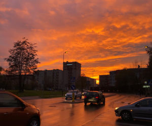 Ognisty zachód słońca nad Krakowem