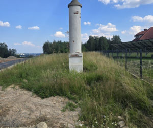 Kolumna z 1843 roku stanęła na drodze obwodnicy. Kryła historię zburzonego kościoła