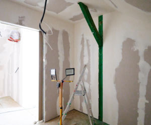 Tragiczny wypadek przerwał marzenia. Ekipa Nasz Nowy Dom walczyła z czasem. ZDJĘCIA domu przed i po remoncie