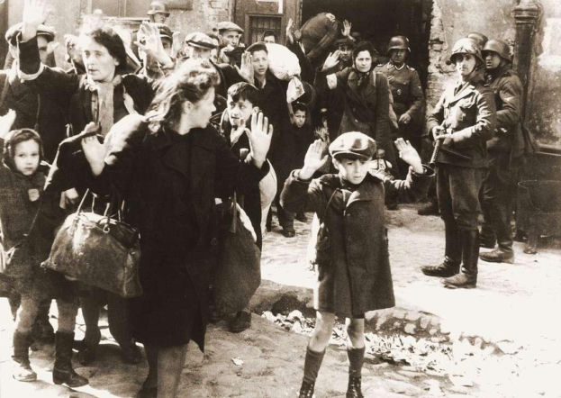 87. rocznica wybuchu II wojny światowej. Archiwalne zdjęcia przypominają o ogromie zniszczeń [GALERIA]