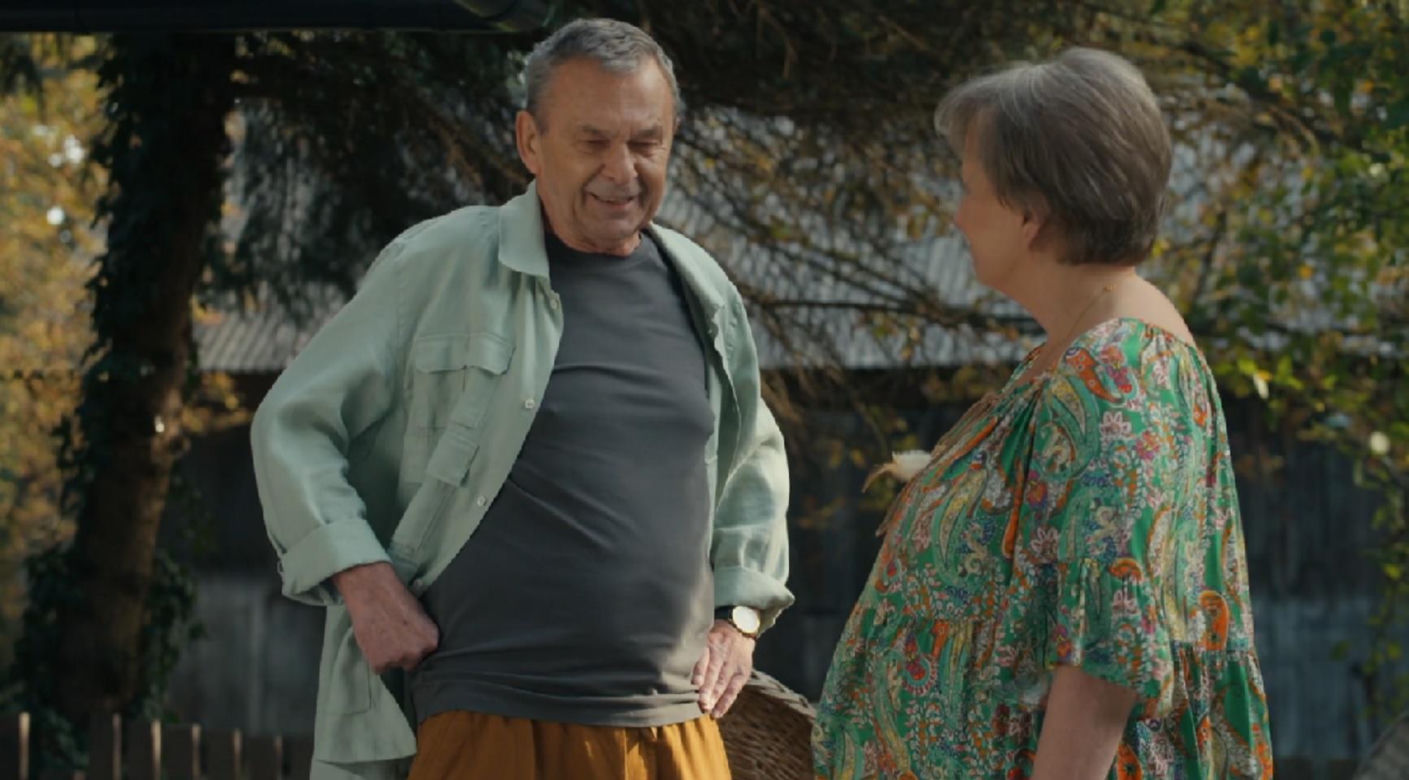 Barwy szczęścia, odcinek 3130. Czesław (Marian Jaskulski), Basia (Sławomira Łozińska)