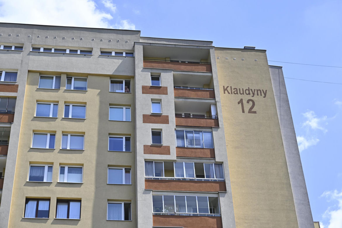 Prezes spółdzielni na Bielanach dostał prawie 160 tys. zł nagrody. Mieszkańcy podzieleni
