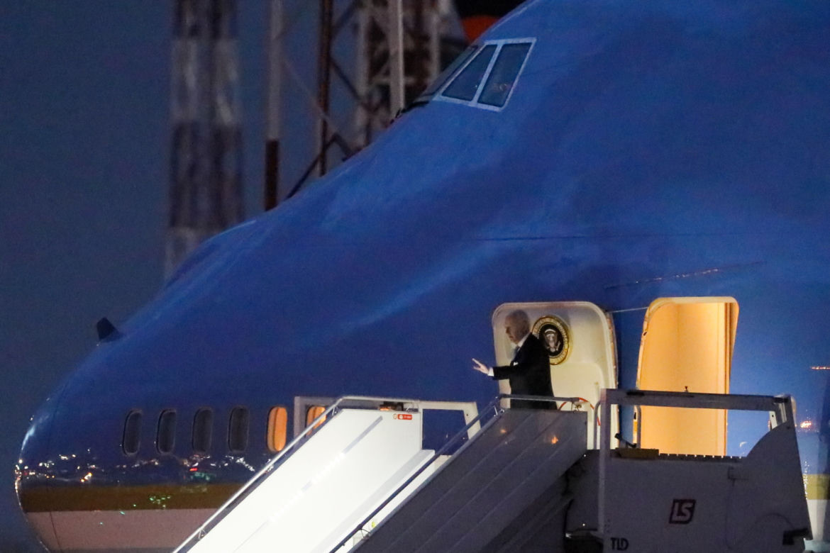 Samolot Air Force One na Lotnisku Chopina