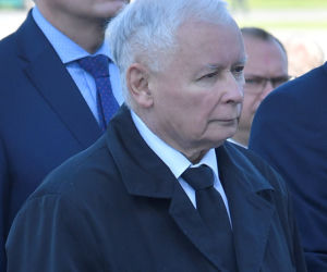 Fryzury Jarosława Kaczyńskiego