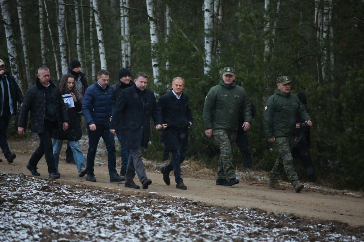 Premier Donald Tusk podziękował służbom na granicy z Białorusią. „Żeby świętować mógł ktoś, ktoś musi czuwać”