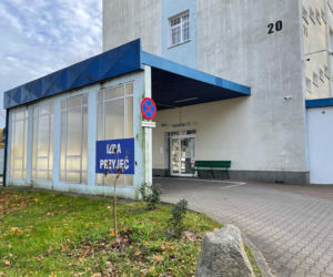 Pacjent zaatakował pielęgniarkę toporkiem