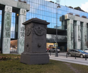 Warszawa dawniej i dziś. Studnia przed placem Krasińskich