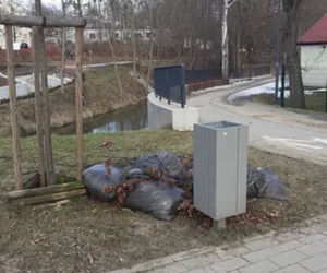 Olsztyn. Trwa wiosenne oczyszczanie miasta. Zdezynfekowano też place zabaw