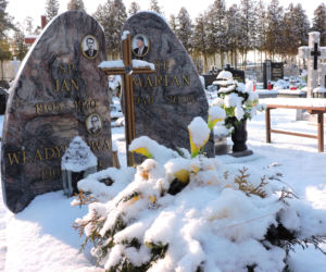 Pochowam Małgosię obok jej taty