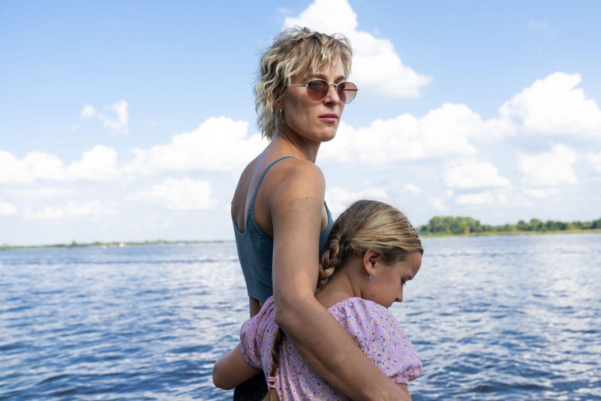 Będziemy mieszkać razem Basia (Lena Góra), Waria (Zlata Kardash)