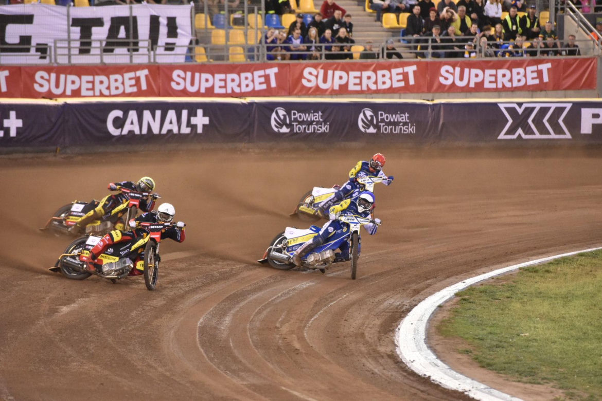 PRES Grupa Deweloperska Toruń - Betard Sparta Wrocław, zdjęcia kibiców i zawodników z Motoareny