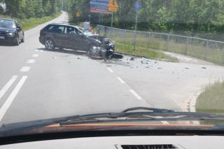 Gmina Mrozy: Zderzenie motocyklisty z samochodem osobowym w Olszewicach 