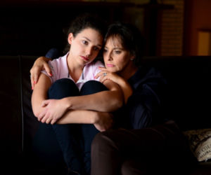 Komisarz Alex 6 sezon odc. 77. Teresa (Maria Dębska), Izabela Starzyńska (Anna Korcz)