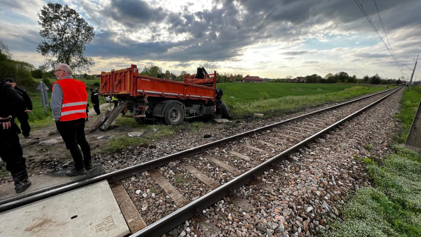 Tryńcza: Makabryczna śmierć na torach. 37-latek nie żyje