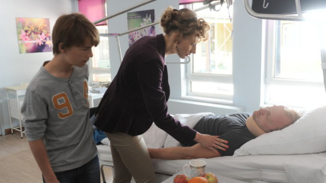 PRZEPIS na ŻYCIE 4 odc. 2 (odc. 41). Jerzy Knappe (Borys Szyc), Elka (Magdalena Popławska)