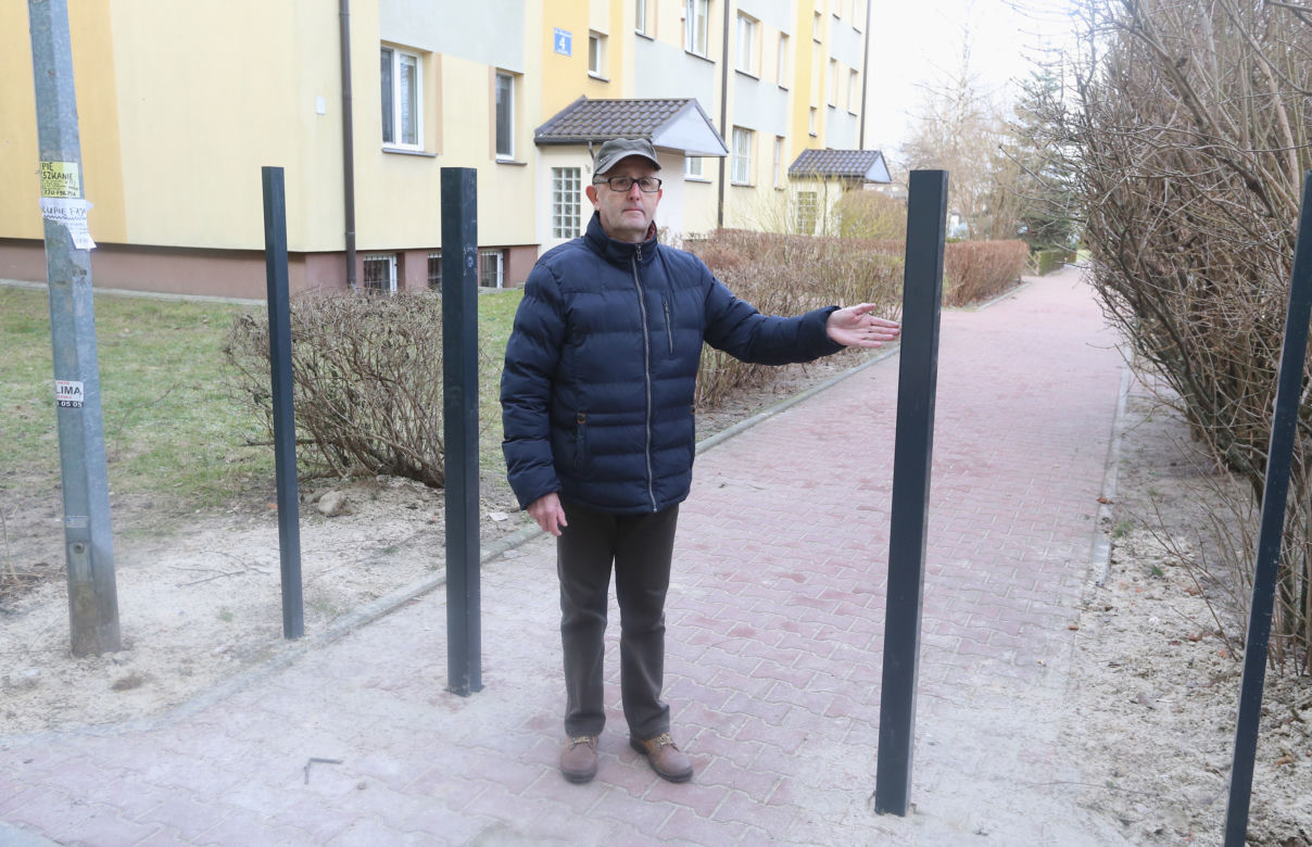 Wojna o płot i śmietnik. Konflikt mieszkańców na osiedlu w Pruszkowie