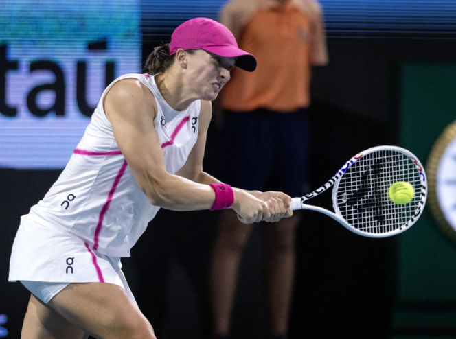 Turniej WTA 1000 w Miami 2024. Iga Świątek przegrała z Rosjanką Jekateriną Aleksandrową