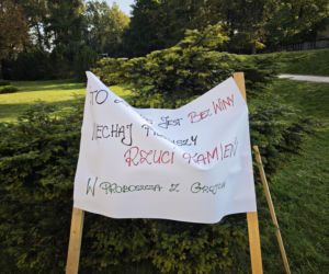 Protest w sprawie odwołania proboszcza w Grojcu