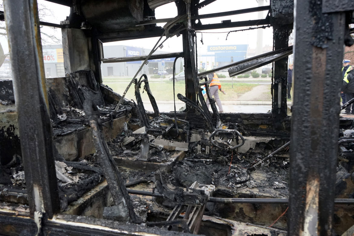 Pożar autobusu na ulicy Ku Słońcu w Szczecinie