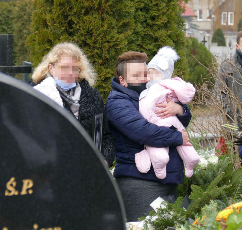 Prokuratura sprawdza czy matka zamordowanej kobiety znęcała się nad jej córeczką