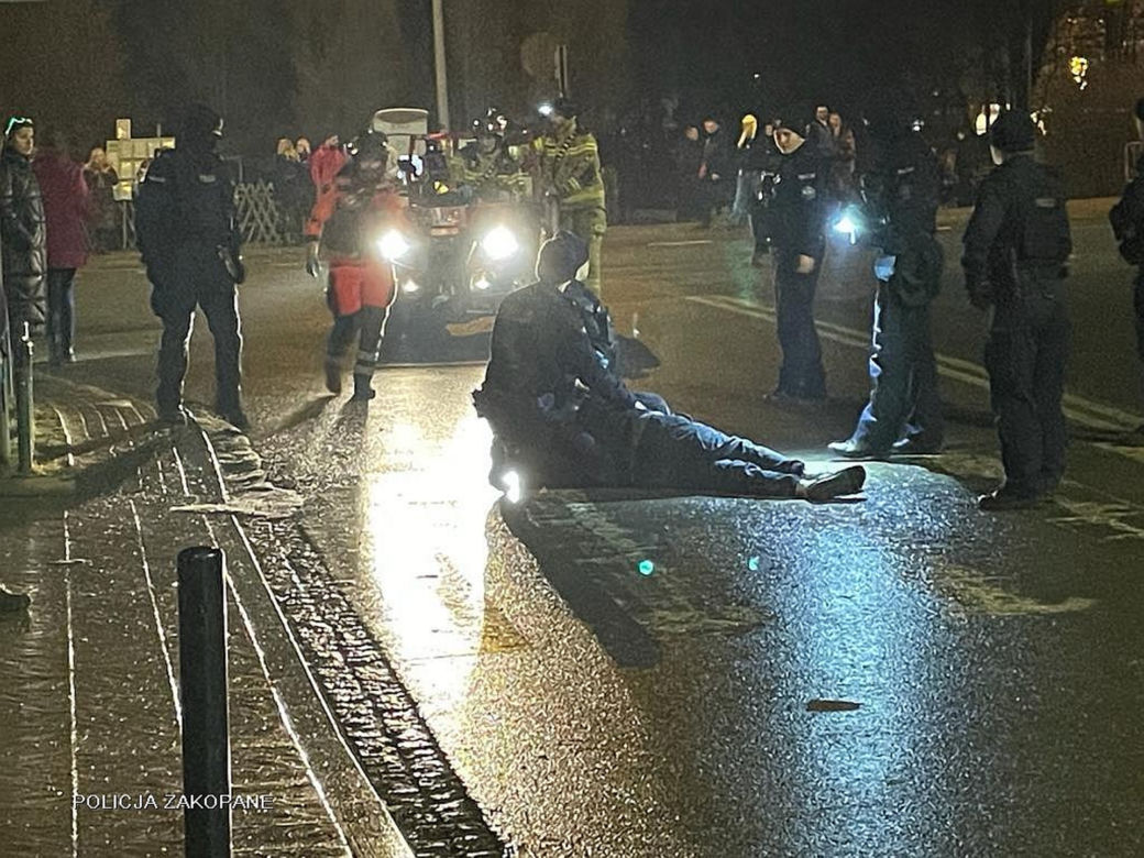 Burdy w Zakopanem i okolicach! Pijani i agresywni sylwestrowicze dali się we znaki policji [ZDJĘCIA]