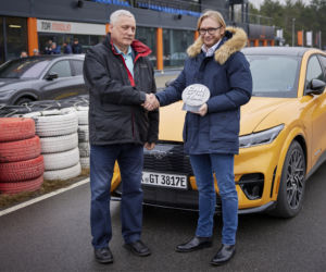 Tytuł Car of the Year Polska 2022 dla Forda Mustanga Mach-E