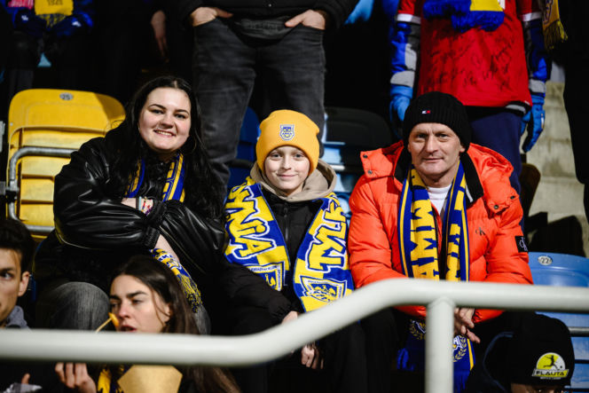 Arka Gdynia - Lechia Gdańsk: Zdjęcia kibiców z derbów Trójmiasta w ramach 23. kolejki PKO BP Ekstraklasy