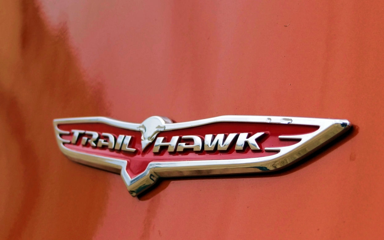 Jeep Cherokee Trailhawk V6 3.2 AT9 4x4