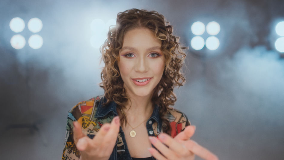 Kaja Gniecioszek - kim jest?