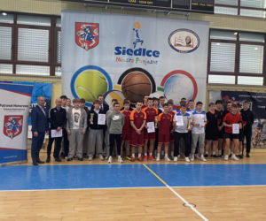 Siedlce : Ekonomik najlepszy w turnieju piłkarskim 