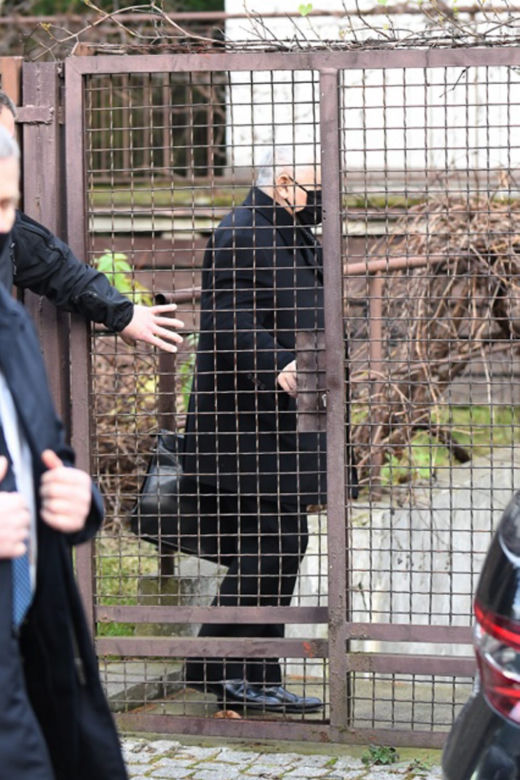 Jarosław Kaczyński w drodze do sejmu