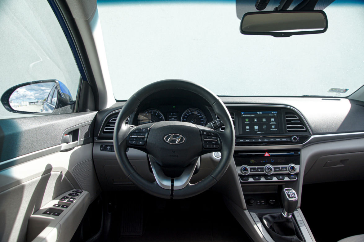 Hyundai Elantra Style 1.6 MPi 126 KM 6MT