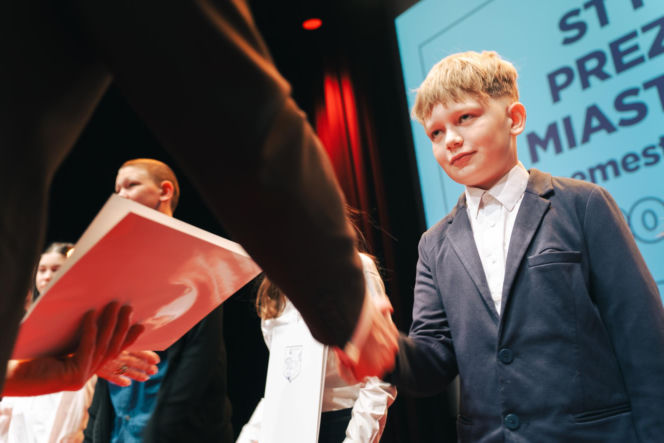 Najzdolniejsi uczniowie odebrali stypendia Prezydenta Miasta Siedlce