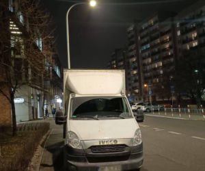 Dzikie parkowanie na Pradze