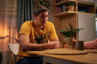 Na Wspólnej, odcinek 4166: Marta jest w ciąży? Mikołaj znajduje pozytywny test ciążowy! - ZDJĘCIA