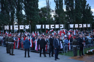 O 4.45 rozległy się syreny. Polska uczciła pamięć obrońców Westerplatte