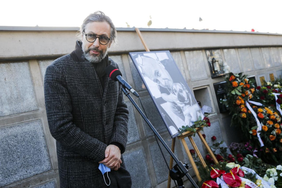  Stanisław Tym nie żyje. Te gwiazdy żegnają wielkiego aktora