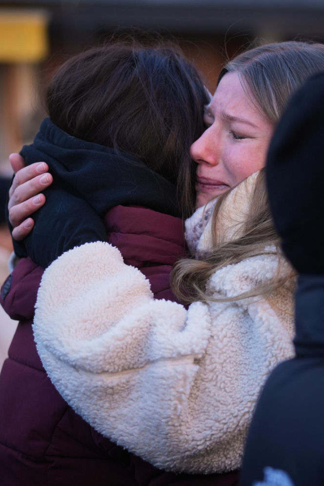 Szokująca decyzja sądu po pożarze w Szwajcarii! Nie żyje 40 osób, on chodzi wolno