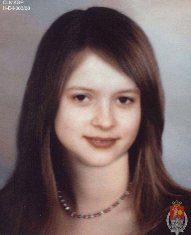 7-letnia Karina Surmacz zniknęła. Była świadkiem brutalnej egzekucji własnej matki. Nazwali ją dzieckiem mafii
