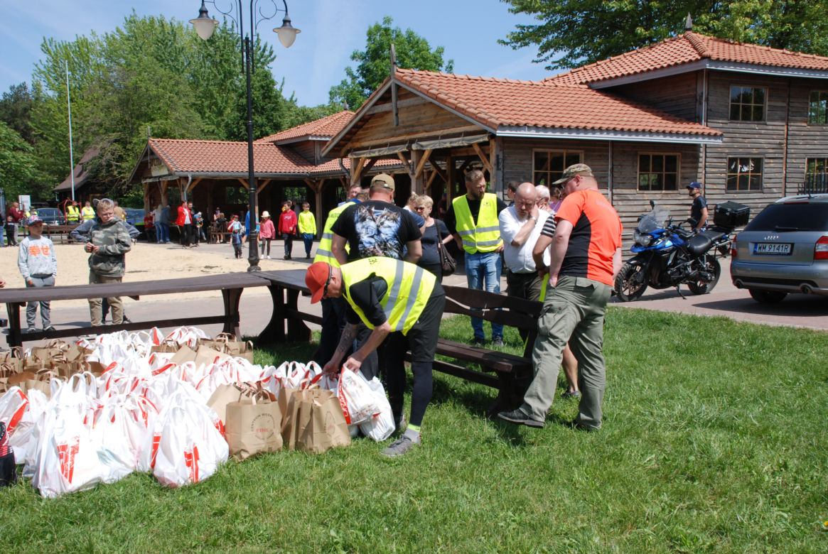 Zawody wędkarskie nad zalewem Muchawka i piknik wędkarski w Siedlcach