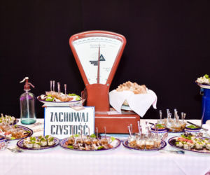 QUIZ. Zakupy w PRL. Przetrwasz bez wpadki?