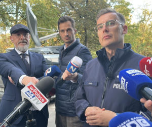 Wyjął długi nóż i zaczął dźgać. Gdy go złapali, trzymał maczetę!