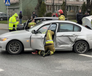 Dramat na Modlińskiej. Kierowca Toyoty uderzył w BMW