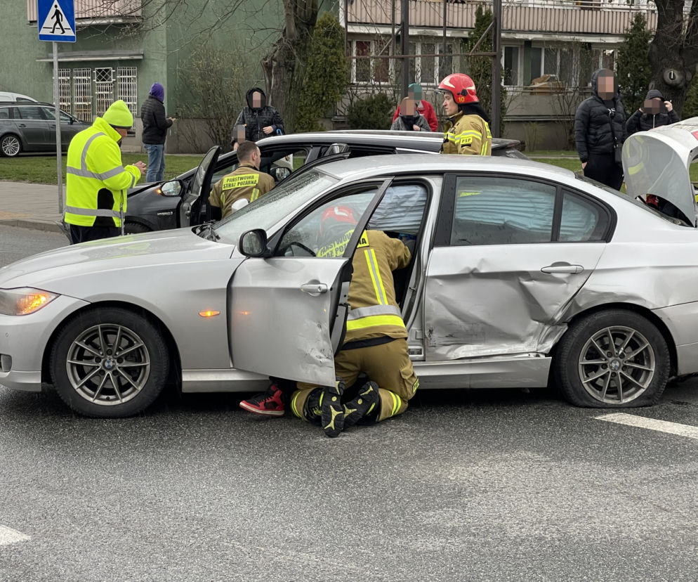 Dramat na Modlińskiej. Kierowca Toyoty uderzył w BMW