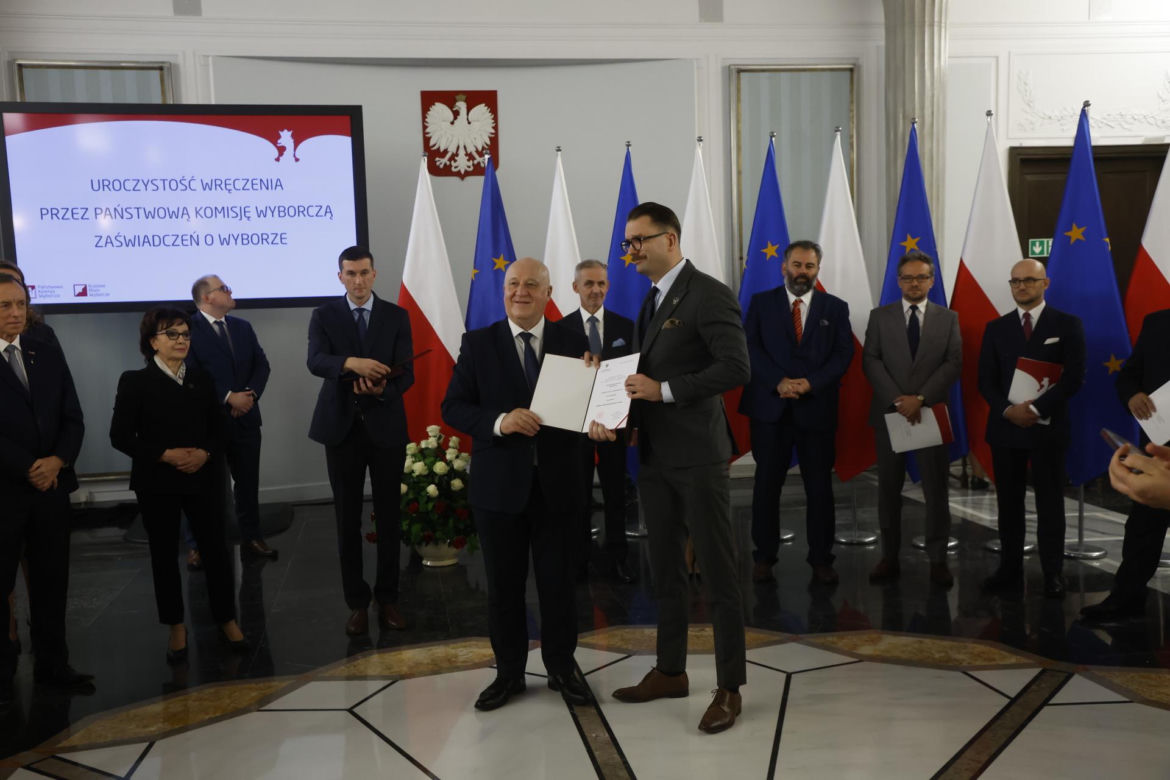 "Hańba!" Łukasz Mejza wybuczany 